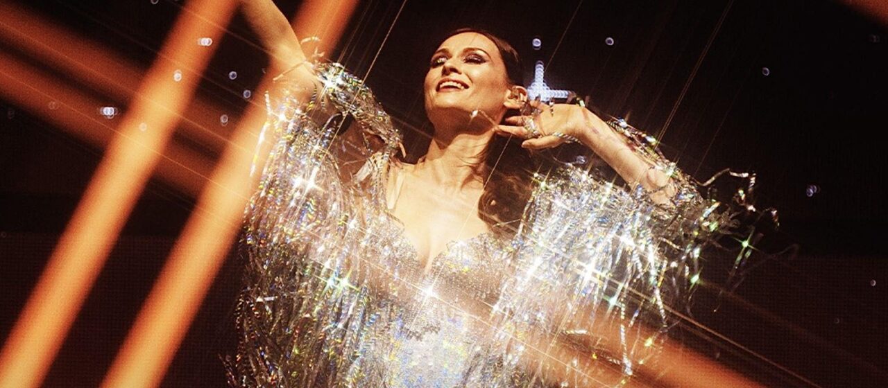 SOPHIE ELLIS-BEXTOR READUCE VIBE-UL DISCO CU NOUL SINGLE „DOLCE VITA”