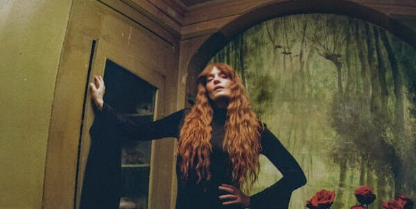 Florence + The Machine lansează Everybody Scream, primul single de pe albumul cu același nume