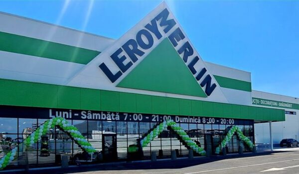 Radio Sud Craiova si Leroy Merlin Romania iti dau, si anul acesta, bradul  tau de Craciun!