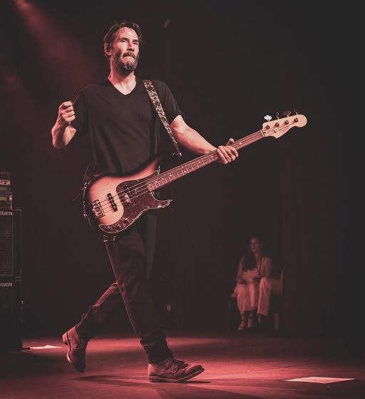 Keanu Reeves canta la Electric Castle! The Cure, Teddy Swims si LP sunt in line-up